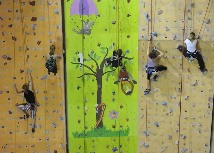 Lights With Terrace - 24 Check In ブラチスラヴァ