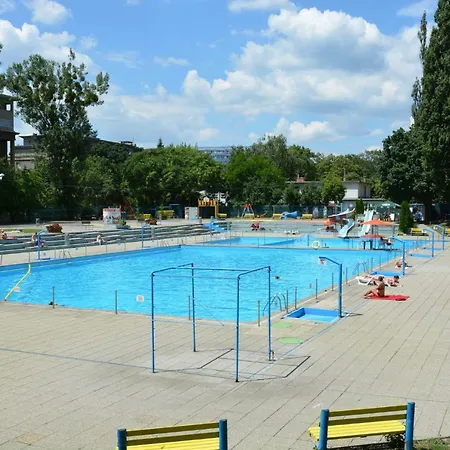 Lights With Terrace - 24 Check In Lejlighed *